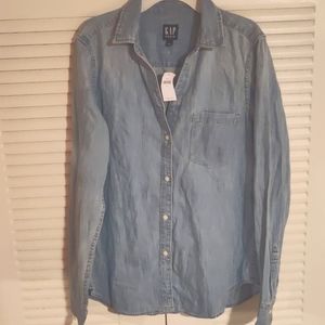 Gap denim button down shirt